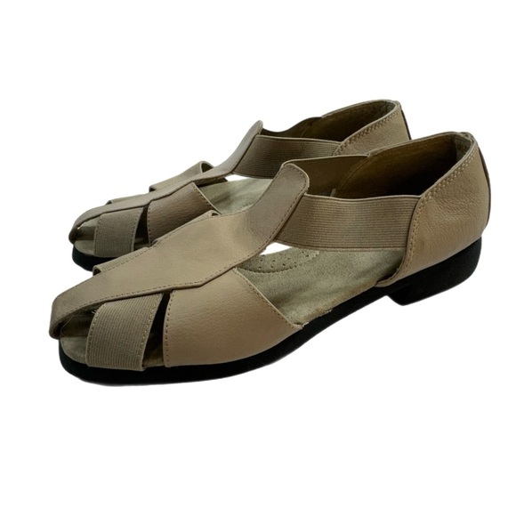 Heavenly Comfort Tan Elastic Strap Slip On Sandals - Picture 1 of 8